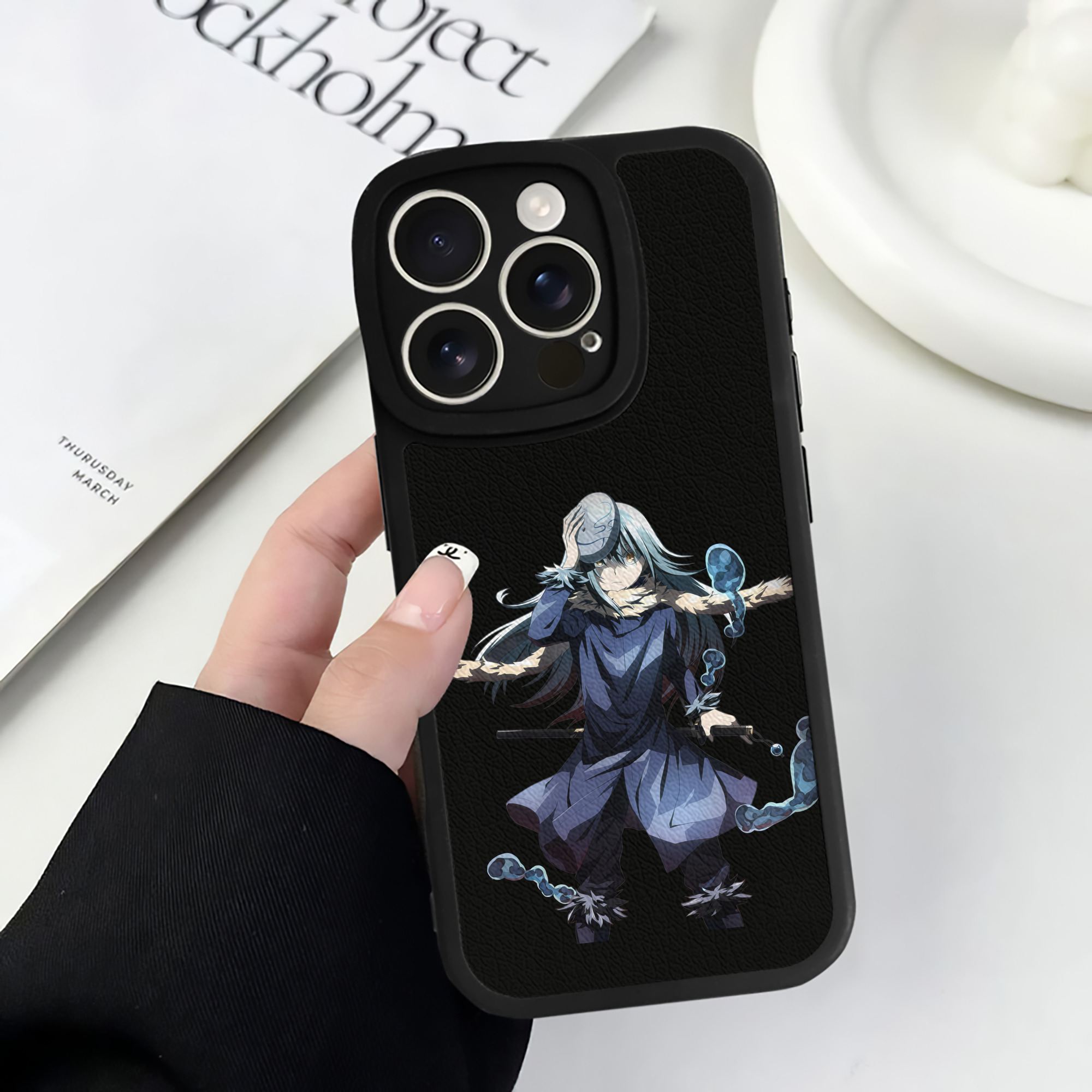 （画像用） 転スラ Regarding Reincarnated to Slime 【iPhone 16シリーズ対応】シリコンスマホケース（レザー調） 材質：シリコン